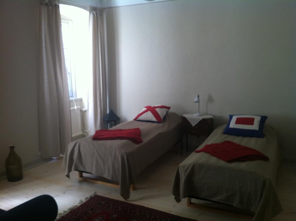 Soldatens Bed & Breakfast Marstrand Phòng bức ảnh